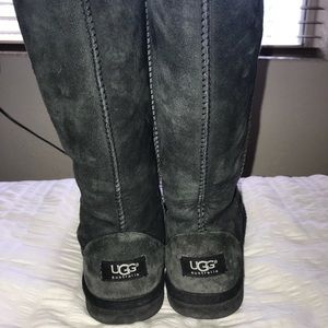 black high uggs